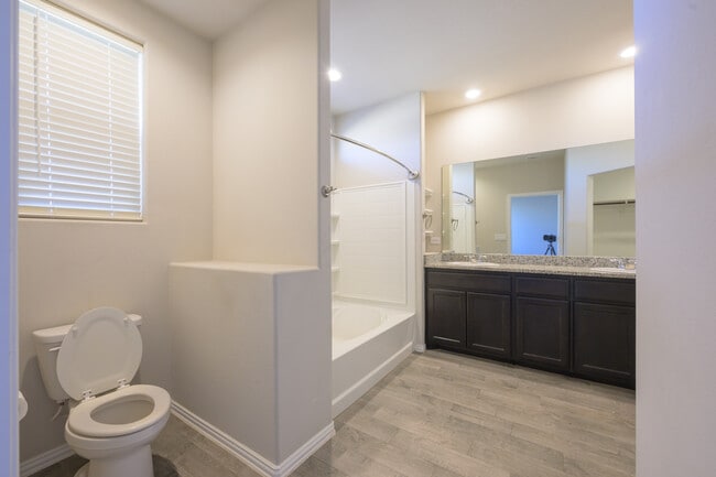 Foto del edificio - 6900 Brite Rd