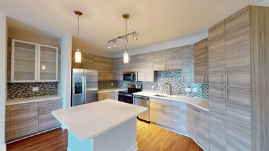 Interior Photo - Peridot Palms