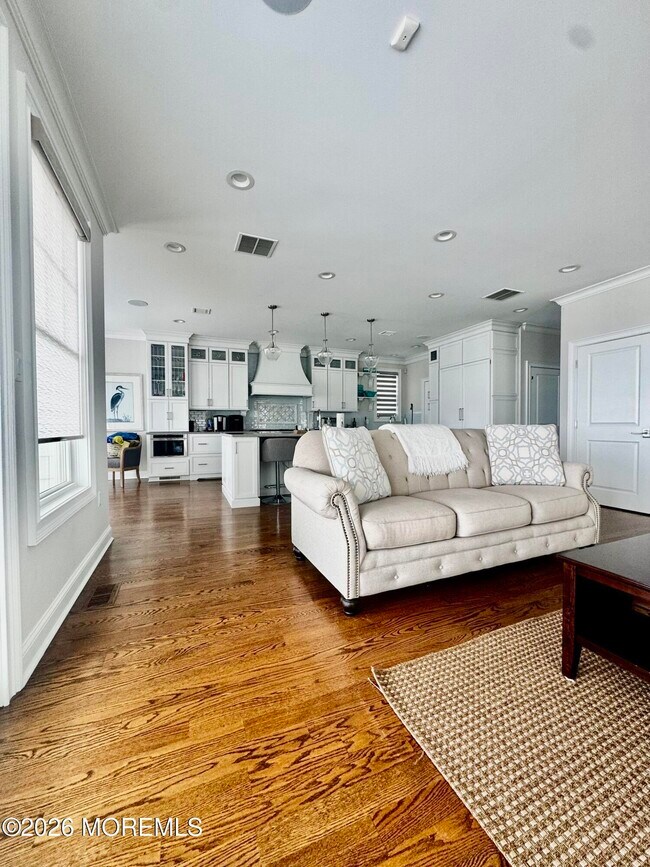 Foto del edificio - 79 Pershing Blvd