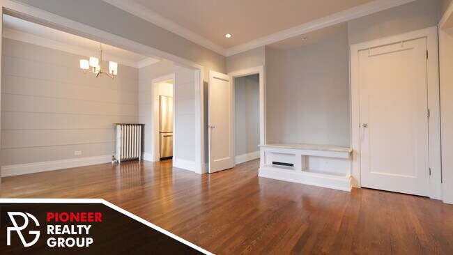 Foto del edificio - 746 W Addison St