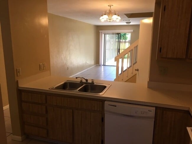 Foto del edificio - 2145 SW 39th Way