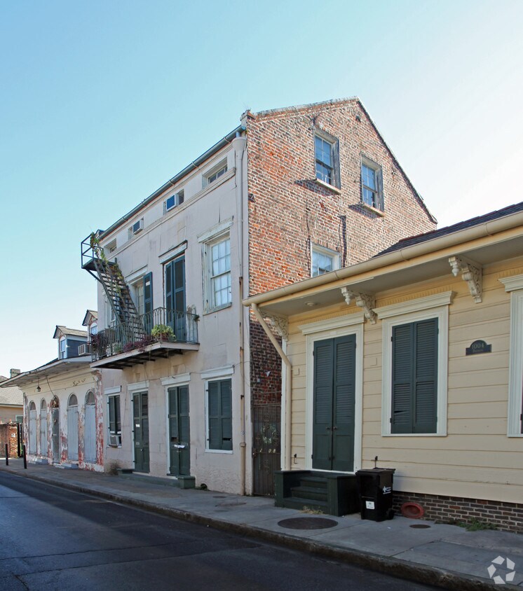 Foto principal - 1008-1010 Dauphine St