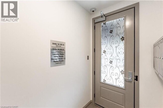 Photo du bâtiment - 36 Grant Ave