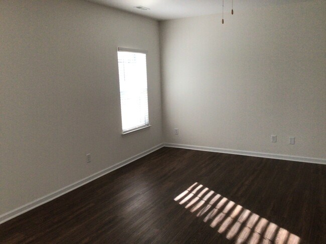 Building Photo - 5062 Twin River Drive