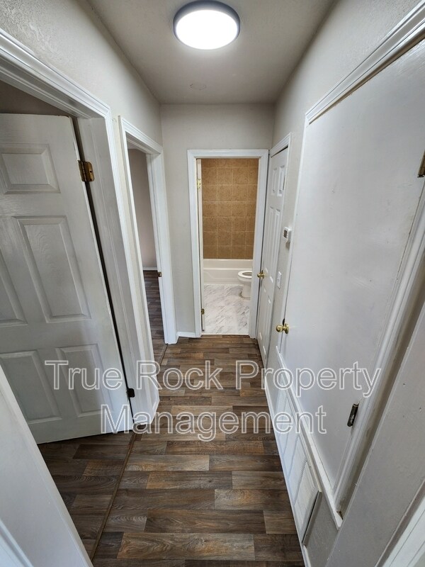 Foto del edificio - 315 S Cherry Ave