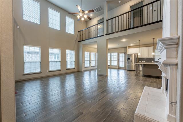 Foto del edificio - 8317 Meadow Sweet Lane