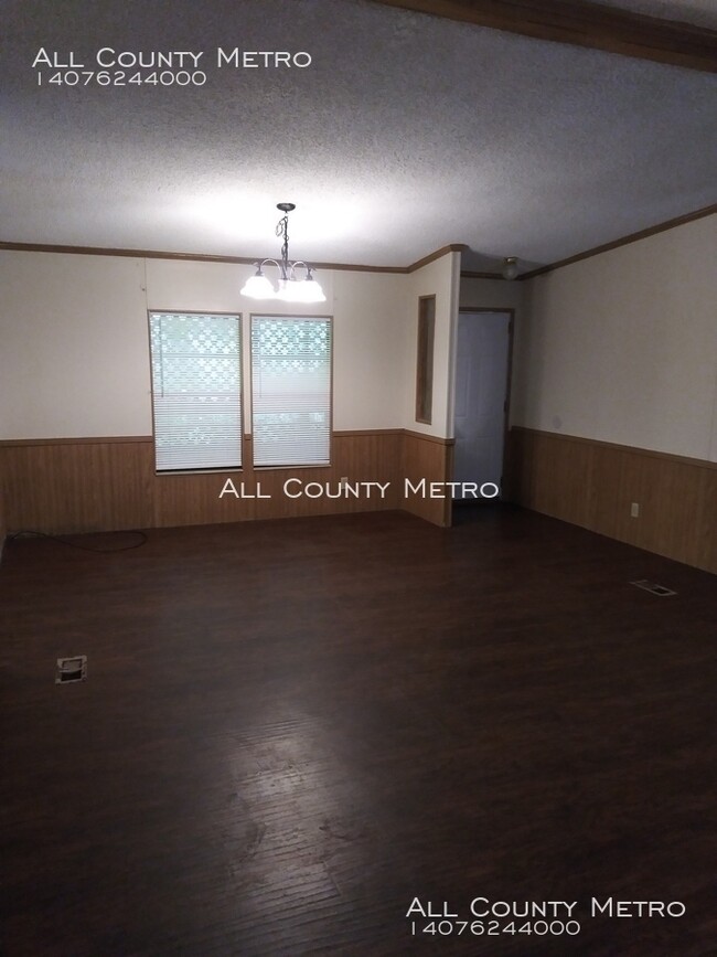 Building Photo - 24625 W Loyd St