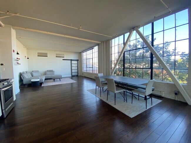 Foto del edificio - 1018 4th Ave