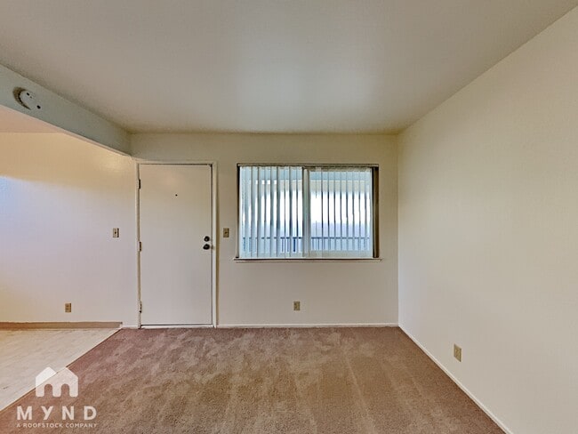 Building Photo - 2376 Sutter Ave