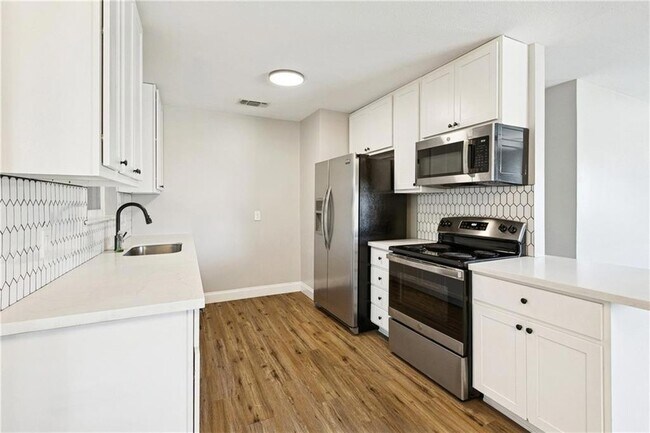 Foto del edificio - 2809 N Turnbull Dr