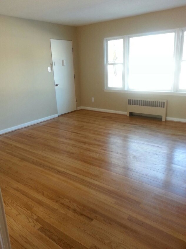 Foto principal - 1322 Potomac Ave