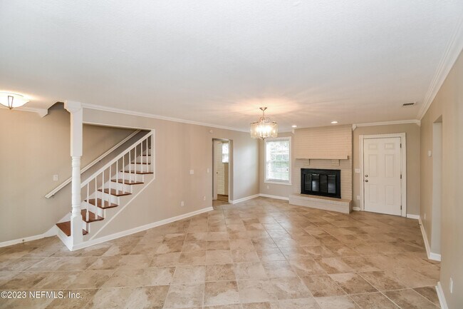 Foto del edificio - 10585 Castlebrook Dr