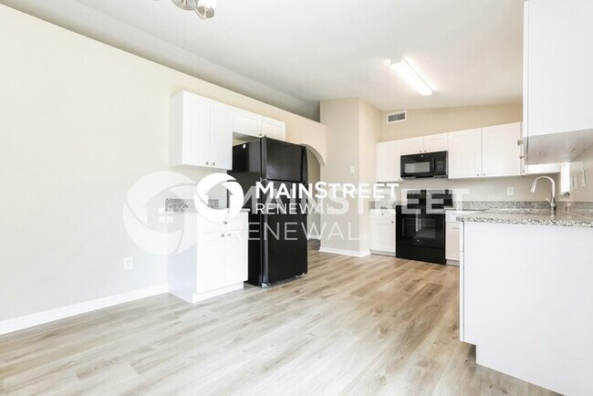 Foto del edificio - 3 Bedroom Pet-Friendly Home in PORT CHARLOTTE, FL with Main Street Renewal
