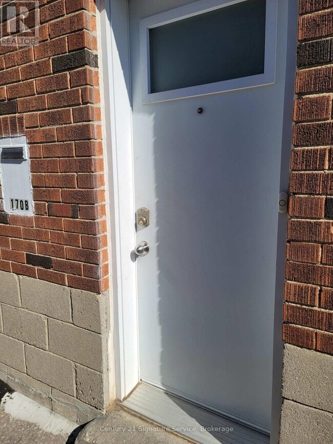 Photo du bâtiment - 170 Schell Ave