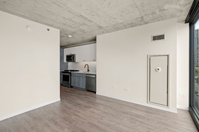 Foto del edificio - 167 W Huron St