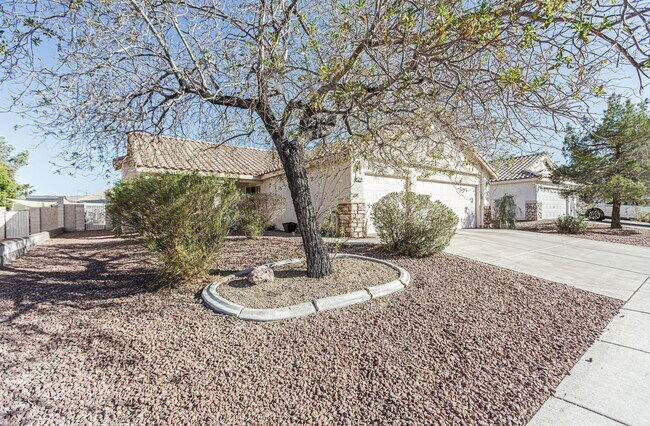 Foto del edificio - 238 Ventana Village Ln