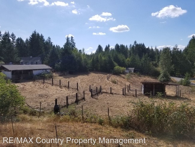 Building Photo - 3 br, 2.5 bath House - 12101 Estate Ln SE