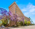 Edificio - 100 S Doheny Dr
