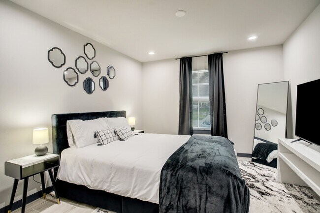 Foto del edificio - 3448 Elgin St