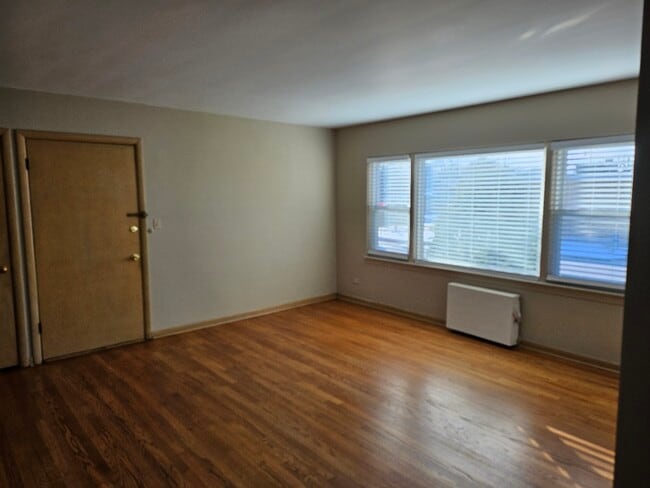 Foto del edificio - 1303 E 31st St