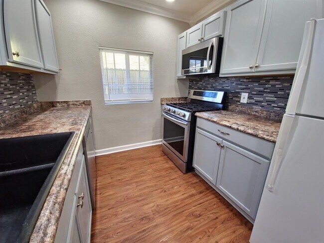 Building Photo - 4502 Turnstone Dr