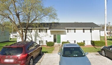 Building Photo - 7301 N Moberly Dr