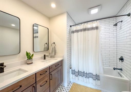 Foto del edificio - 11250 Harbor Ct