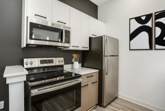 Interior Photo - The Roy