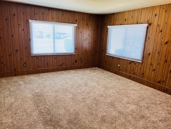 Building Photo - 6212 Friant Dr