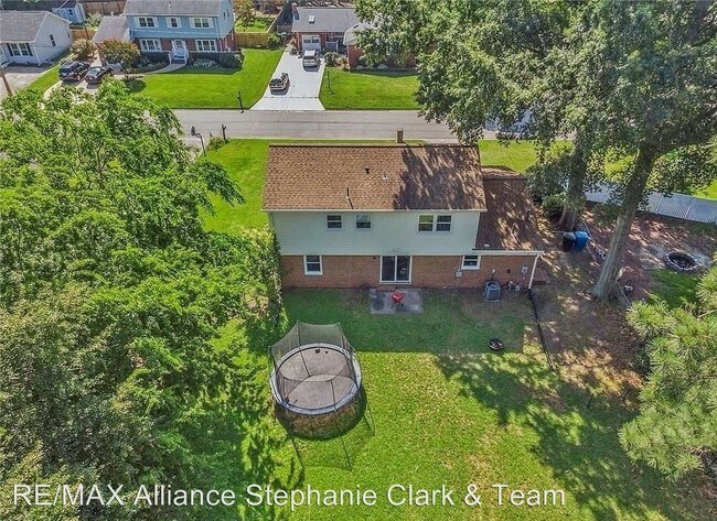 Building Photo - 3 br, 2.5 bath House - 3320 Kensington Street