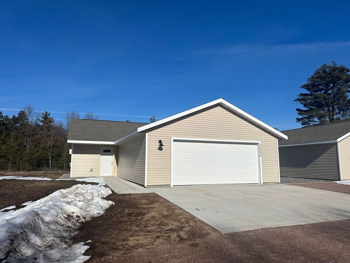 14518 13th St S, Wisconsin Rapids, WI 54494 Townhome Rentals in