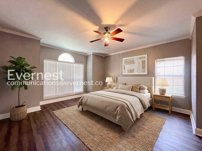 Foto del edificio - 7900 Hunter's Crossing