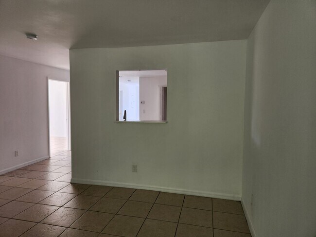 Foto del edificio - LO 4770-4772 Jordan Ave S