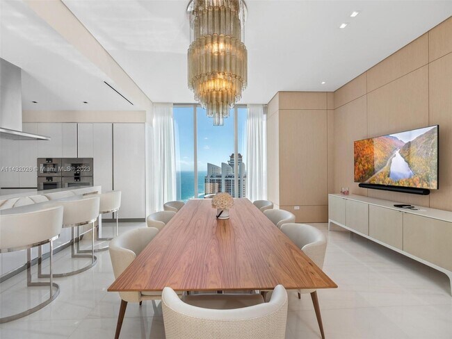 Building Photo - 18501 Collins Ave