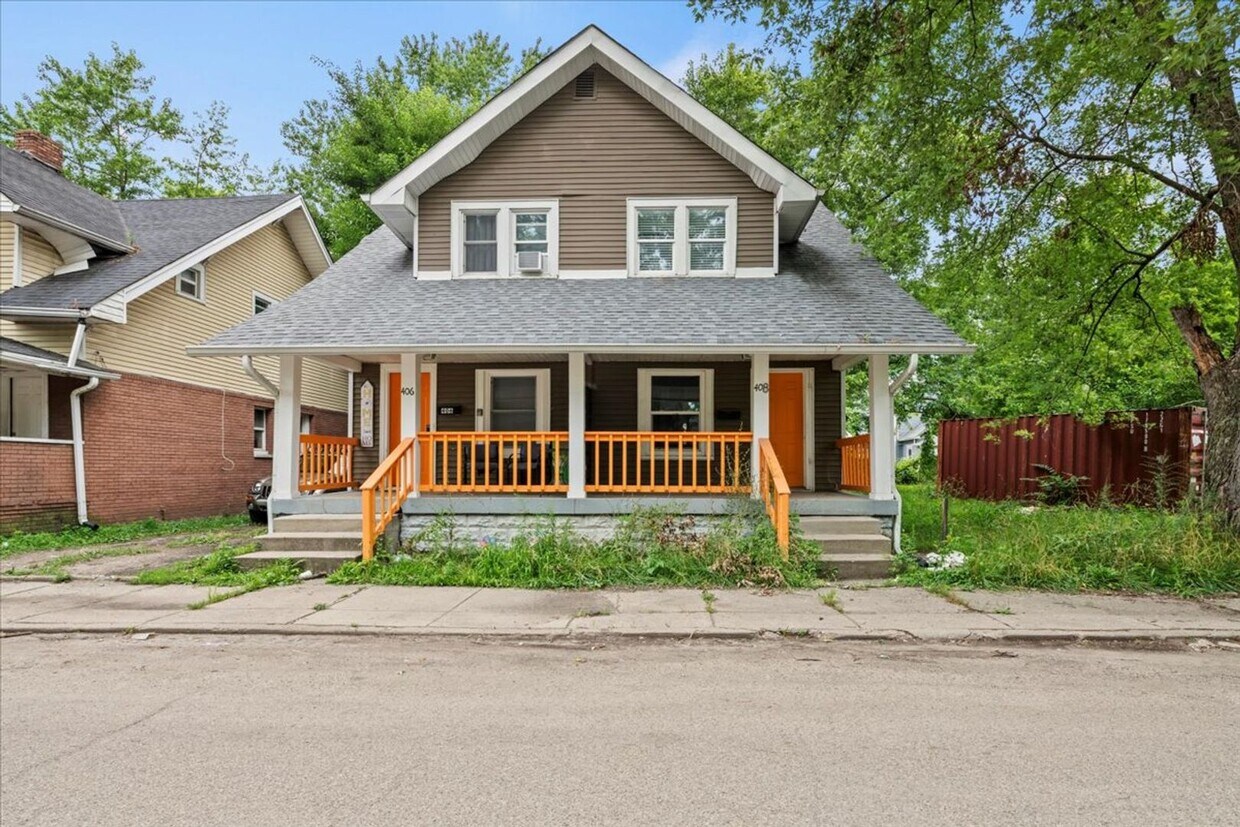 Primary Photo - 408-408 N Parker Ave
