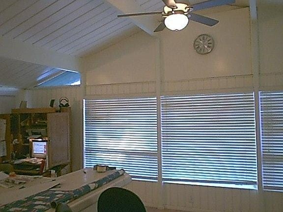 Building Photo - Inside the Canyon Lake gated community