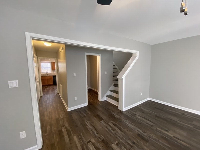 Building Photo - 505 Avent Ferry Rd