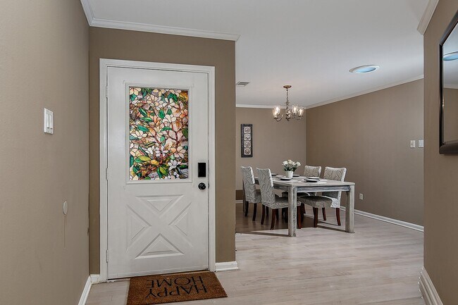 Building Photo - 99 N Deerfoot Cir