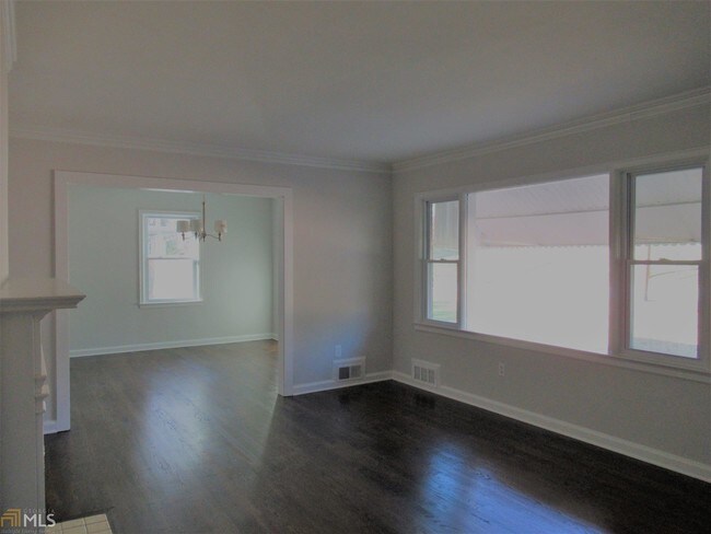 Foto del edificio - 3230 Old Jonesboro Rd