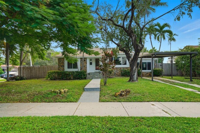 Foto del edificio - 6258 SW 39th St