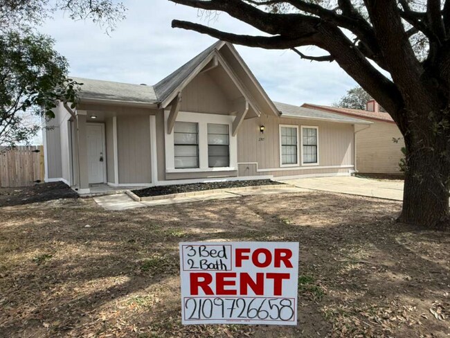 Building Photo - 2707 Alan Shepard Dr