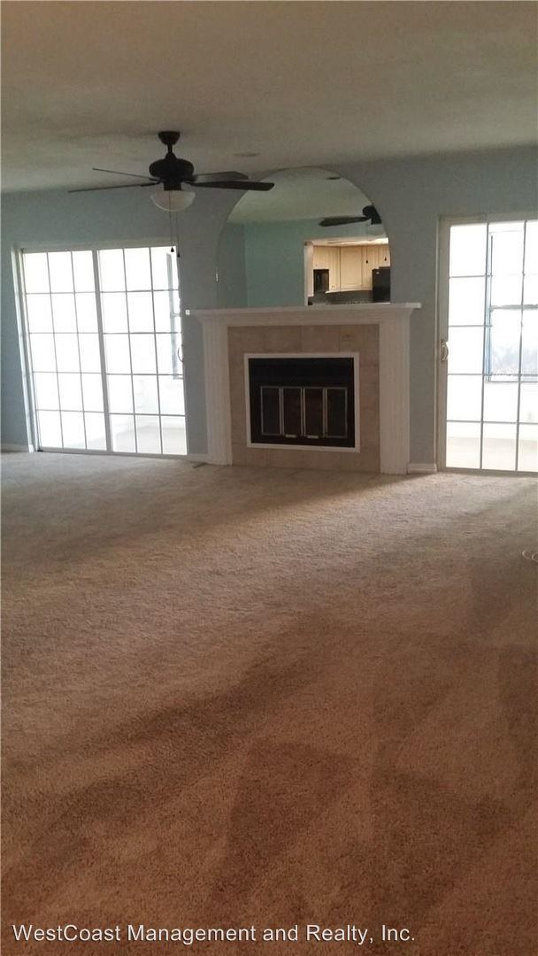 Building Photo - 9150 Park Blvd