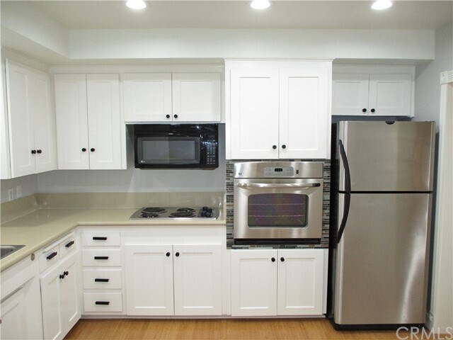 Foto del edificio - 1360 Shadow Ln