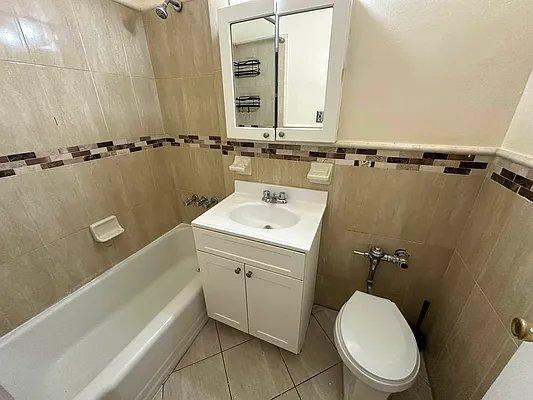 Foto del edificio - 1 bedroom in Bronx NY 10471