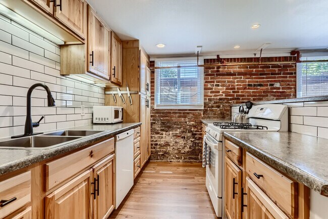 Foto del edificio - 2805 E 16th Ave