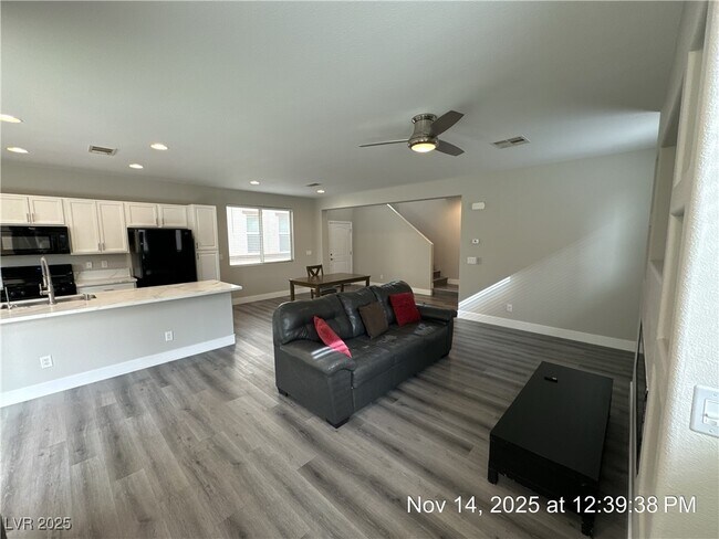 Foto del edificio - 7363 London Blue Ct