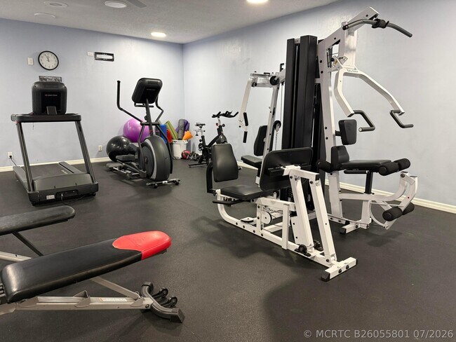 Foto del edificio - 3540 S Ocean Blvd
