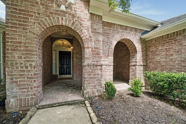 Foto del edificio - 1314 Deerbrook Dr