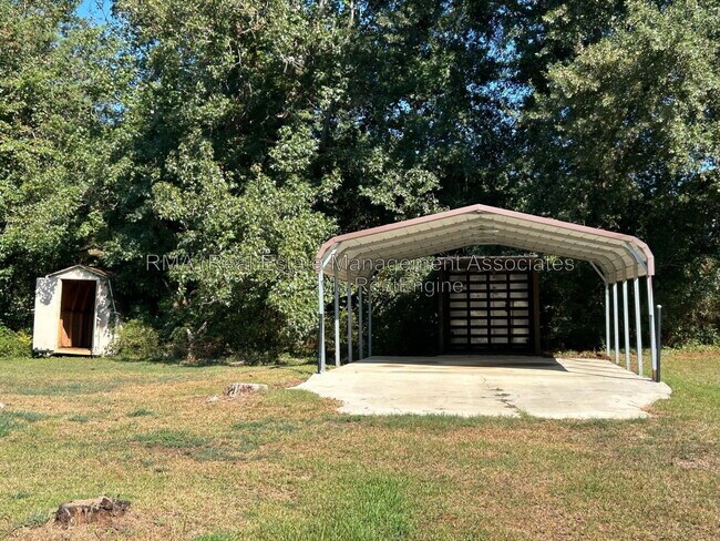 Foto del edificio - 217 Griffin Park Rd