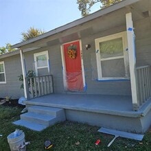 Building Photo - 1403 E 4th Ave